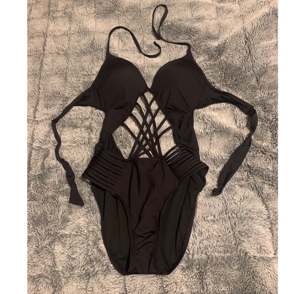 Kenneth Cole one piece swimsuit